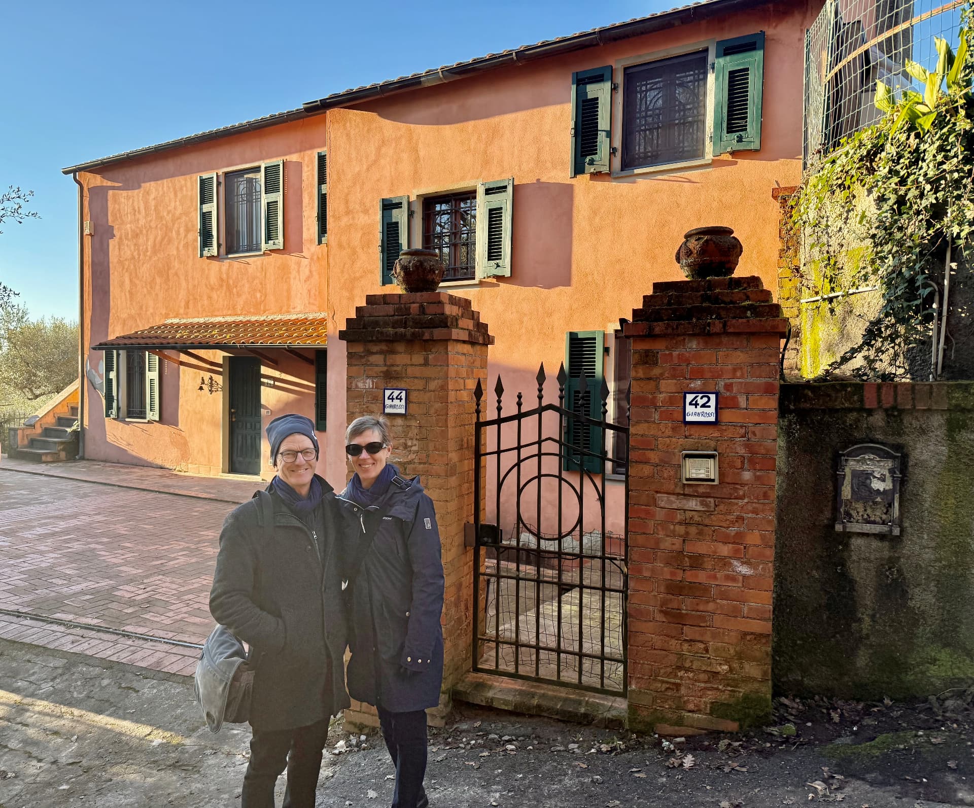 The facade of Casa Amica